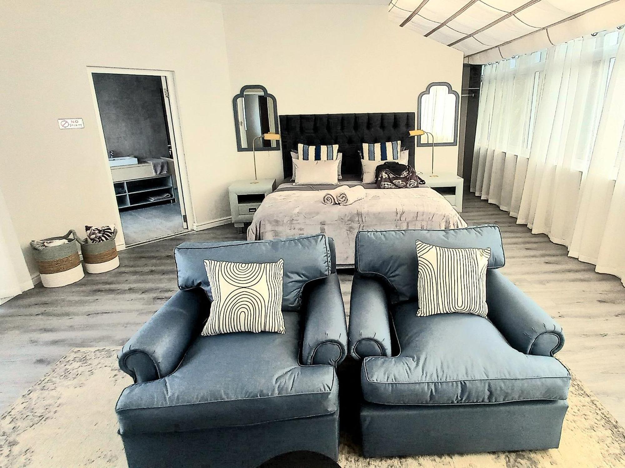 Q On Westford Villa Cape Town Room photo